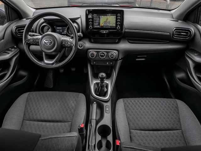 Toyota Yaris 1.5 Team Deutschland Kamera Navi LED