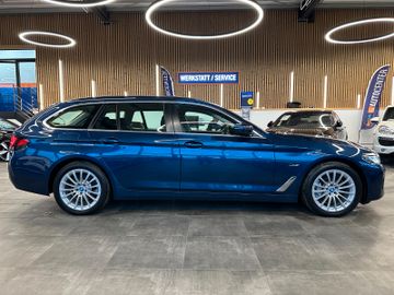 BMW 530 e Touring xDrive *Virtual Cockpit*AHK*LED*BT