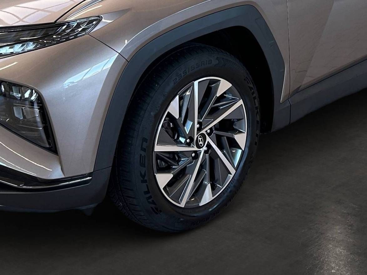 Fahrzeugabbildung Hyundai NEW Tucson 1.6 CRDi el. Heckklappe