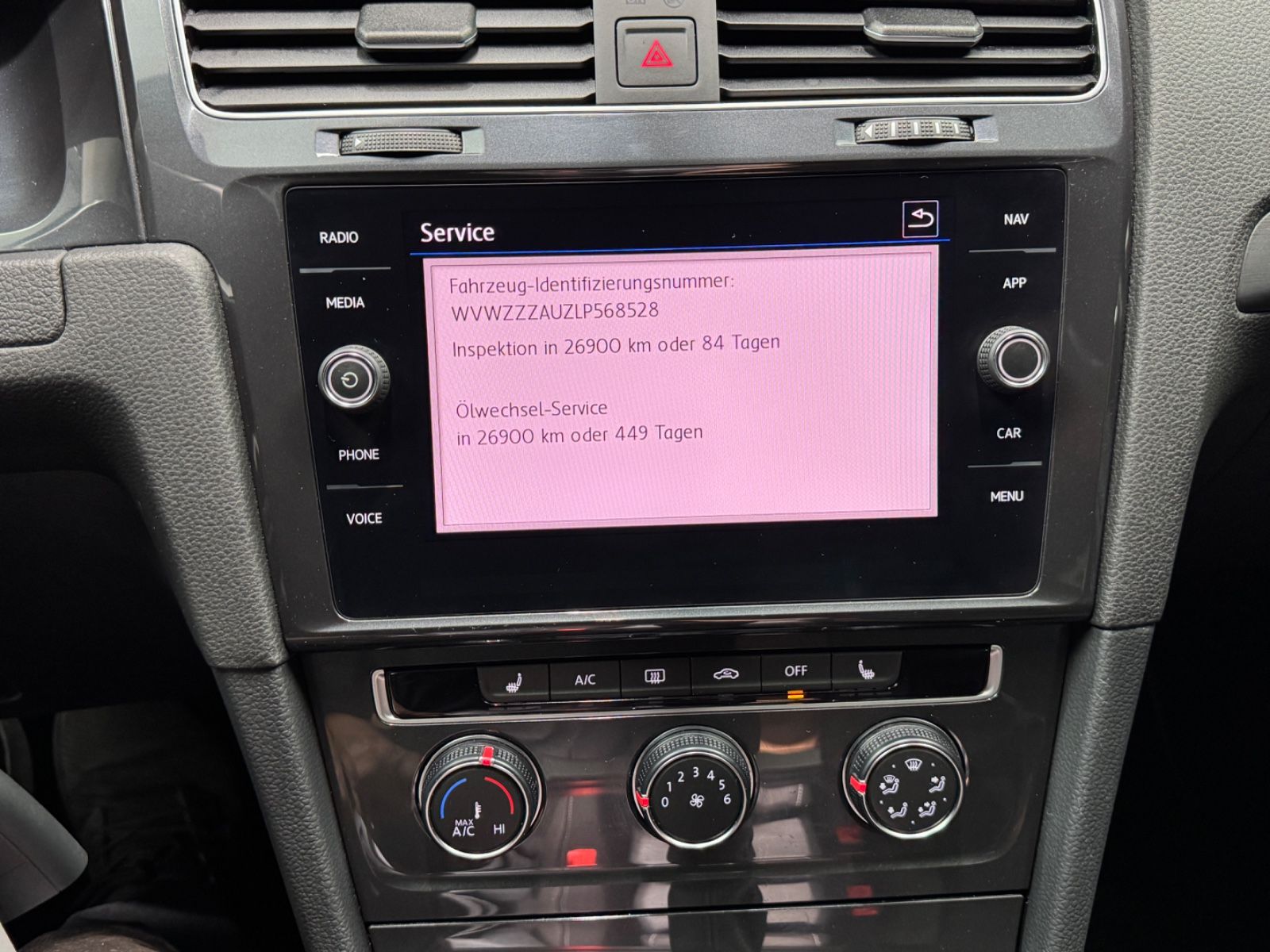 Fahrzeugabbildung Volkswagen Golf VII Variant Comfortline|NAVI|ACC|MASSAGE|