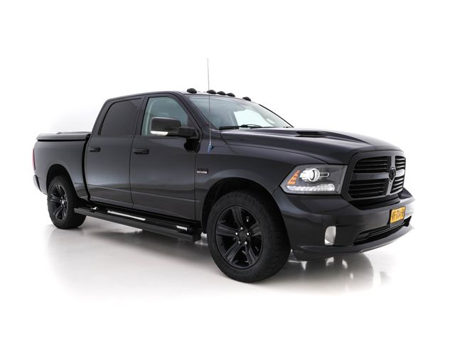 Dodge RAM Ram 1500 5.7 V8 4x4 Quad Cab 6'4 5-Pers. Aut