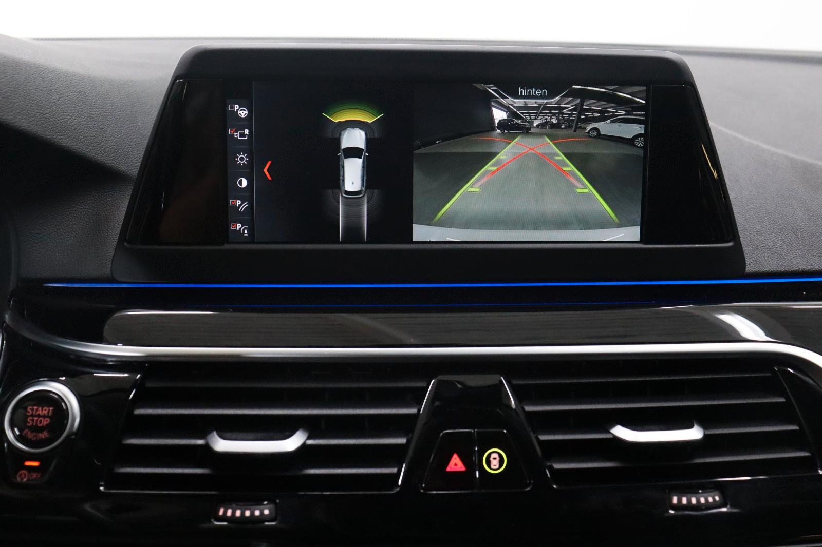 BMW 520i Sportline*SHADOW*LEDER*NAVI*LED*KAMERA