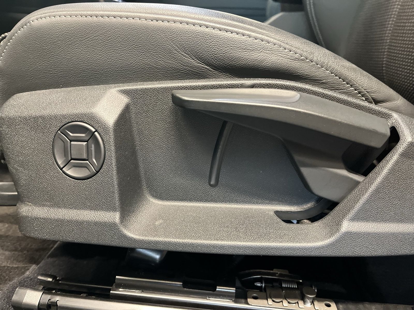 Audi Q4 e-tron - Bild 15