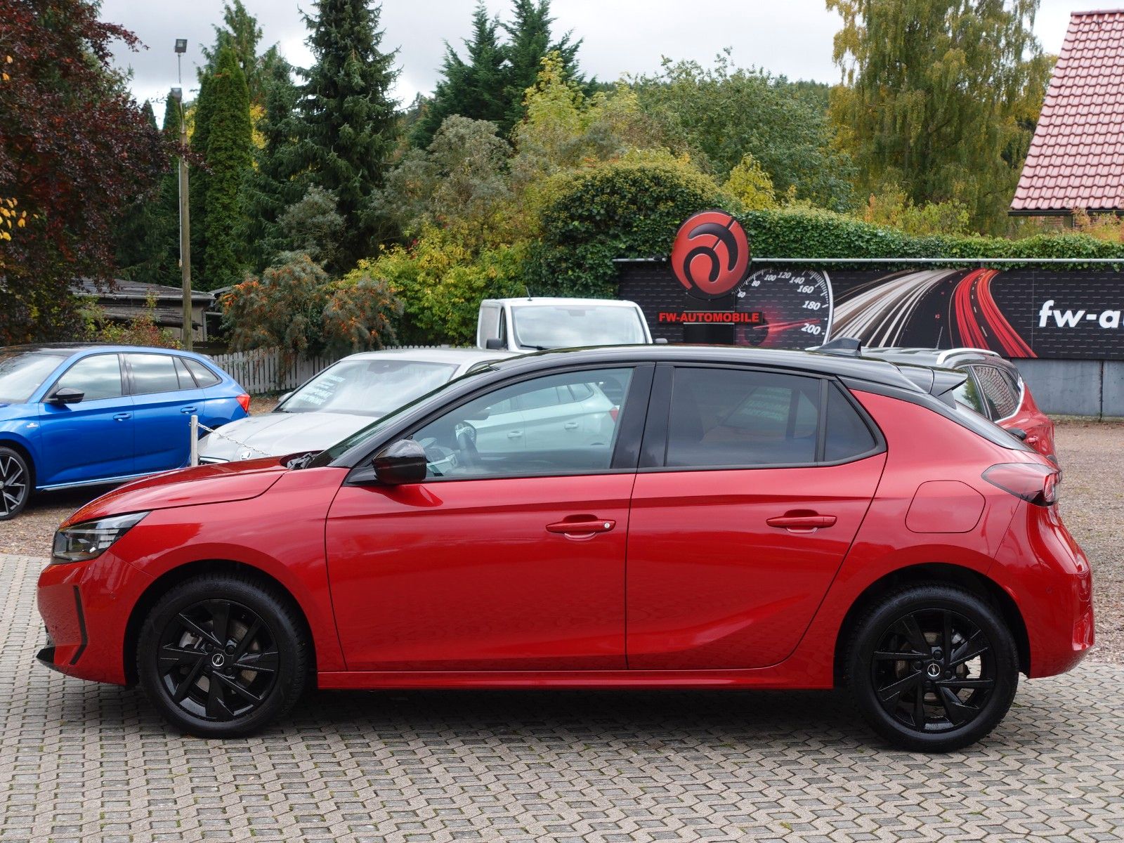 Fahrzeugabbildung Opel Corsa 1.2 Dir.Inj. Turbo GS74kw/NAVI/MATRIX/Tech