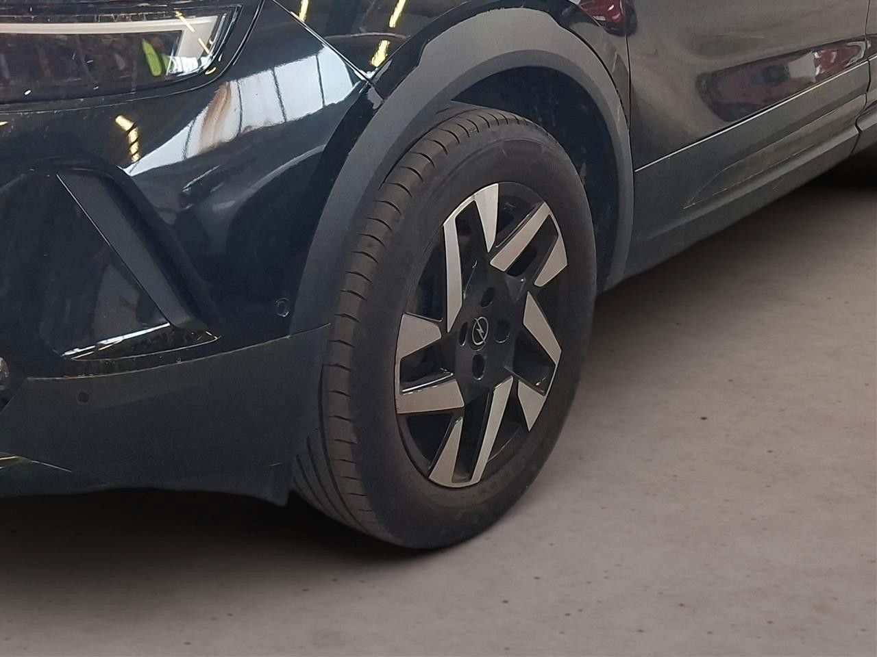 Fahrzeugabbildung Opel Mokka ELEGANCE 1.2T NAVI/LED/KAMERA/SPORT/SH/DAB