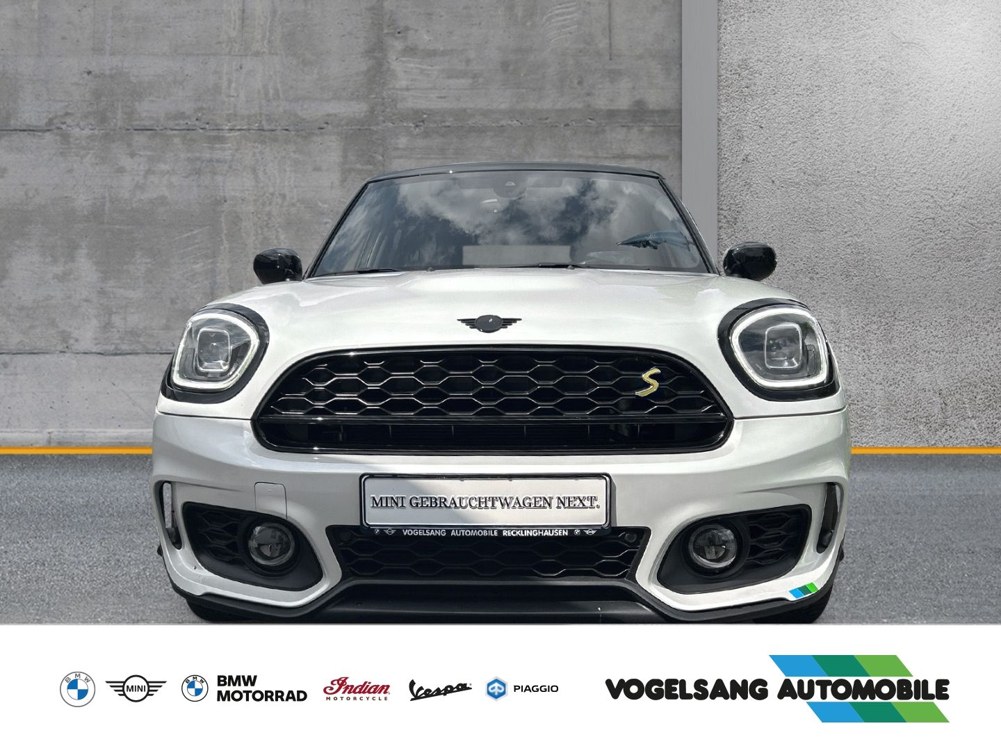 Fahrzeugabbildung MINI Cooper SE Countryman John Cooper Works Trim,ALL4
