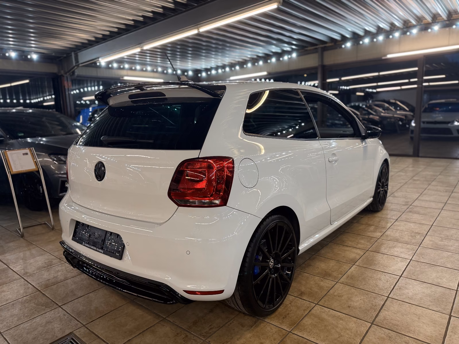 Volkswagen Polo 2.0 TSI R WRC 220ch - 2 ème main - Courroie / Freins / Pneus neufs - Entretien récent