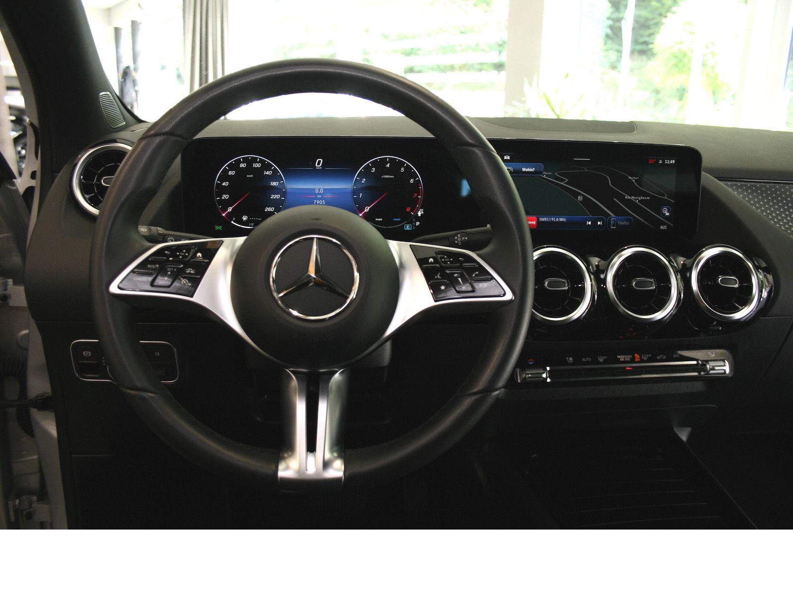 Fahrzeugabbildung Mercedes-Benz GLA 200 Progr. Advanced *getönte Scheiben*Kamera