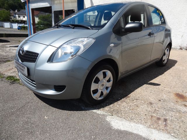 Fahrzeugabbildung Toyota Yaris Cool/1.Hand/59.000km/Klima/8-fach Bereift/