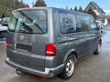 Volkswagen T5 Transporter Caravelle Comfortline 9 Sitzer - VW T5 Transporter 9-Sitzer