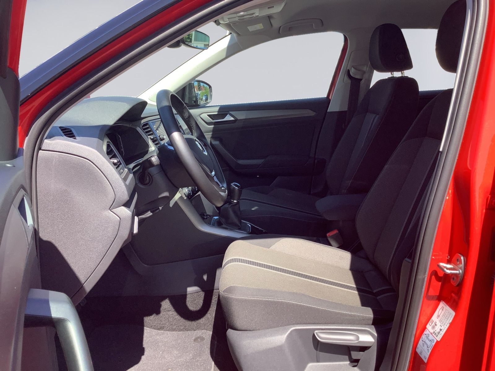 Volkswagen T-Roc - Bild 9