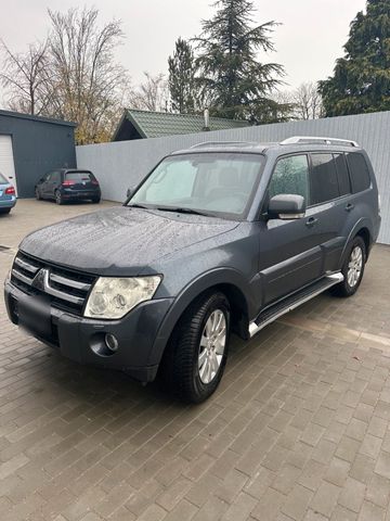 Mitsubishi Pajero 3,2 D 170ps