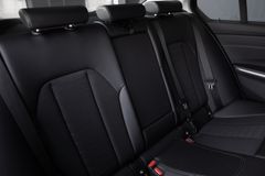 BMW 320i Advantage*Limousine*Unfallfrei*BMW-Garantie