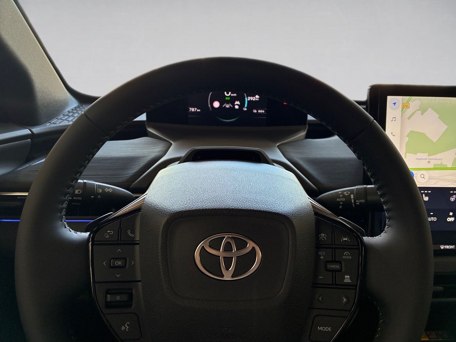 Fahrzeugabbildung Toyota C-HR+ Lounge 4x4 AWD 77 KW, 360,SHZ,el.Heck