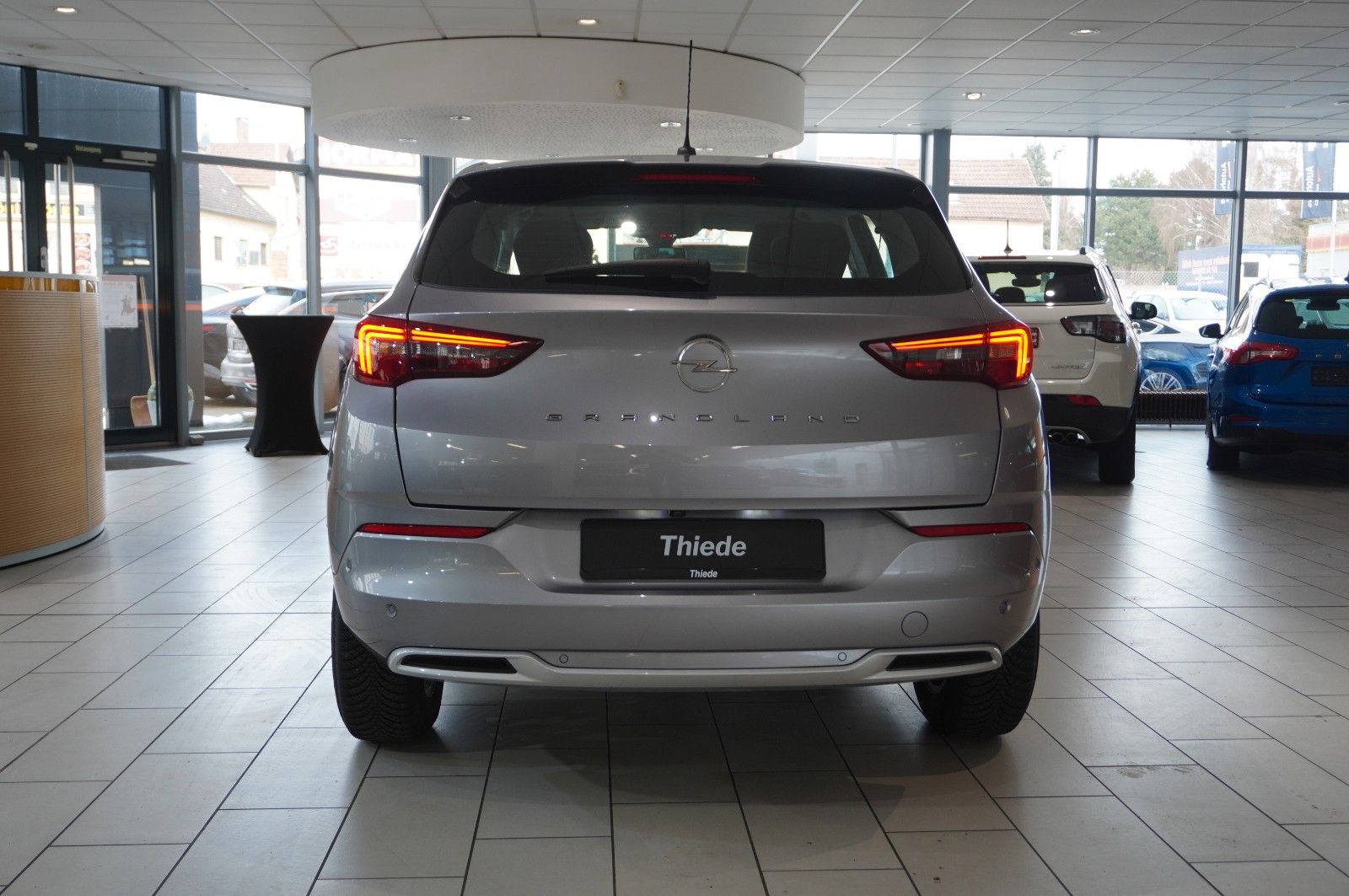 Fahrzeugabbildung Opel Grandland (X) 1.2T ENJOY NAVI/LED/KAMERA/SH/DAB+