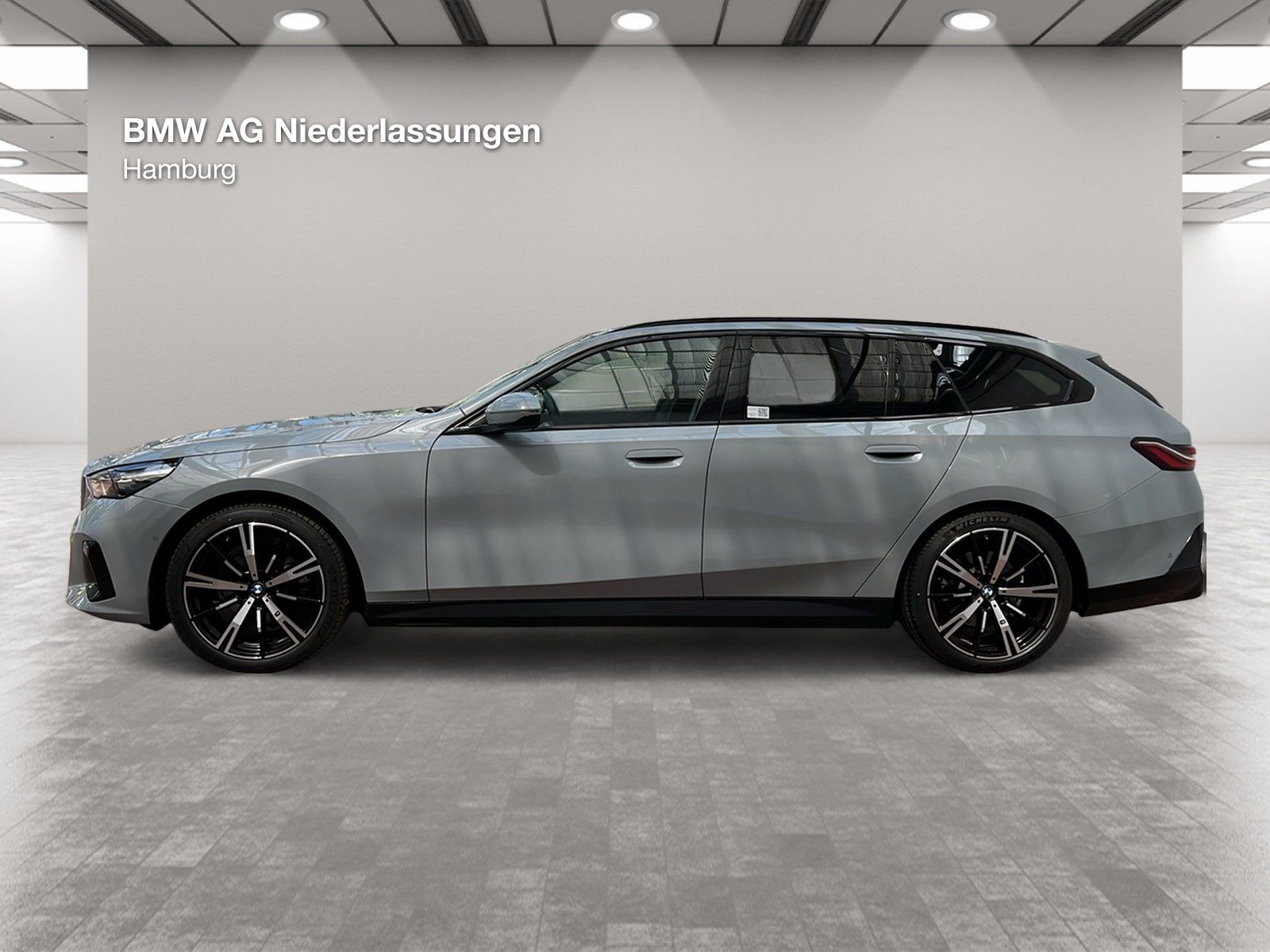 BMW 520i Touring M Sport Standheizung AHK Harman/K imagem 2