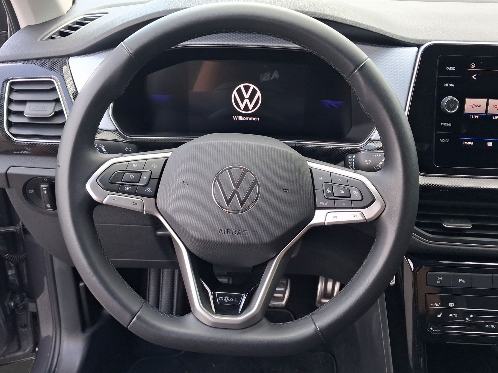 Volkswagen T-Cross - Bild 10