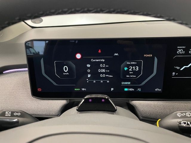 Fahrzeugabbildung Kia EV3 150 kW Earth TotWink LED Kamera SHZ