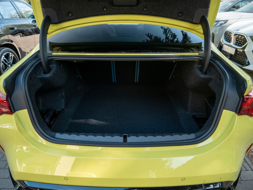BMW M4 – 30 / 30