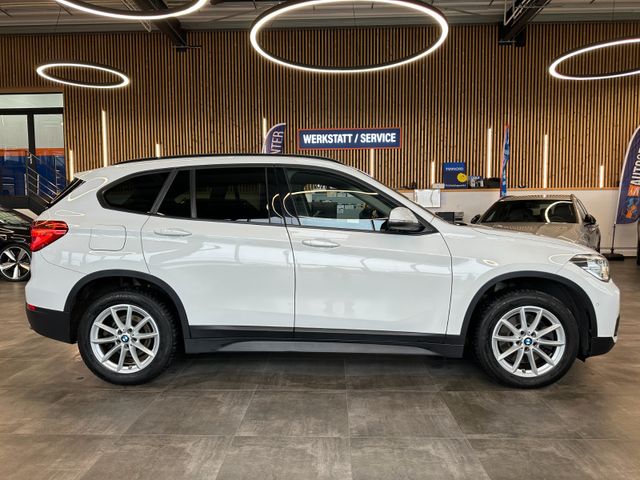BMW X1 xDrive 20 d *HeadUp*Pano*AHK*Kamera*