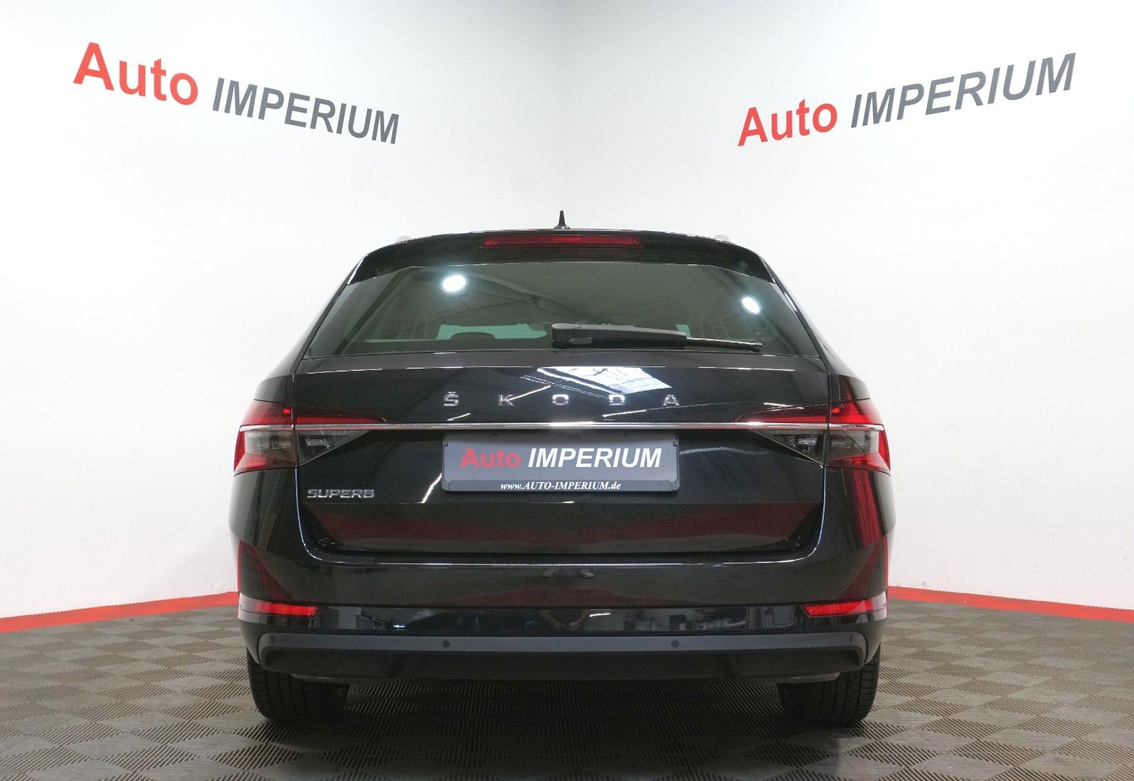 Skoda Superb Combi Style 2.0 TSI ACC RfK Matrix Leder foto 6