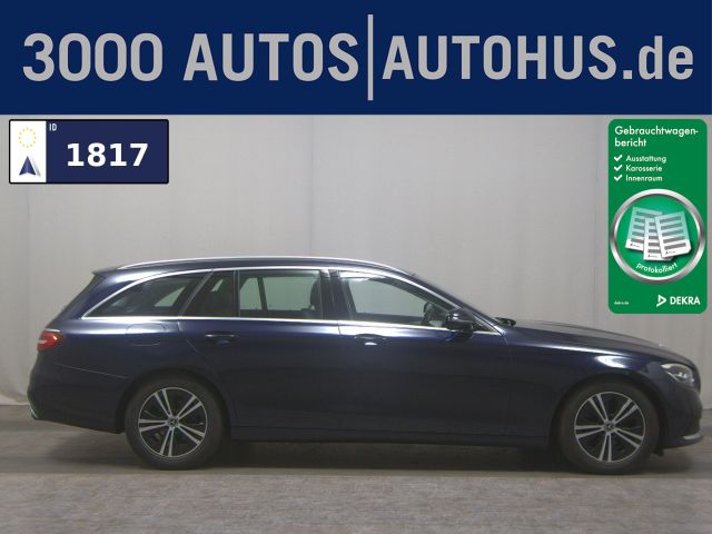 MERCEDES-BENZ E 220 T d Avantgarde Navi LED Pano AHK RFK