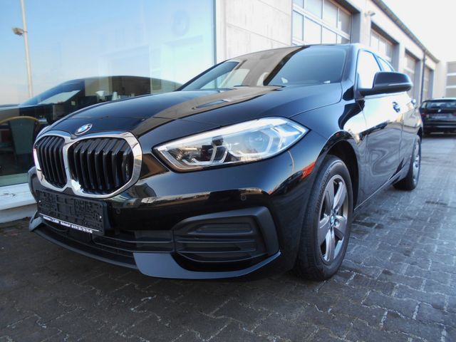 BMW 118iA 48KM -NAVI-LED-SITZHEIZUNG-PDC-DAB-CARPLAY