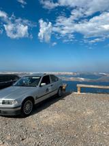 BMW E36 316i Compact TÜV NEU / wenig KM / ... - BMW: E36 Compact