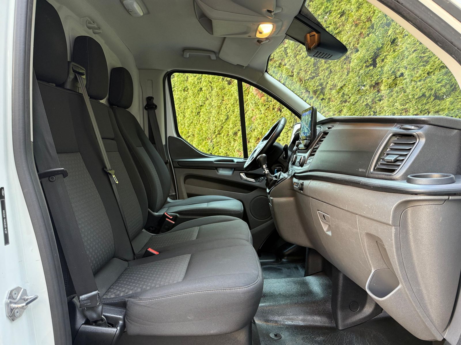 Fahrzeugabbildung Ford Transit Custom 300 L2 3Si+NAVI+SHZ+KAM+DAB+SYNC3