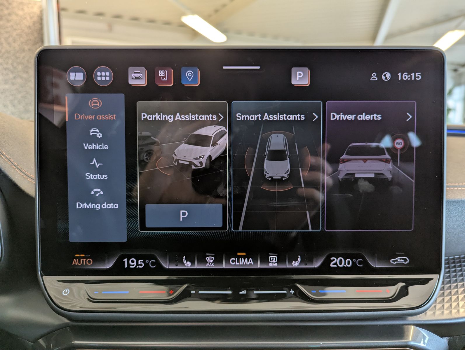 CUPRA Leon 1.5 eTSI Matrix Intelligent-Dynamic-Edge - Image 25