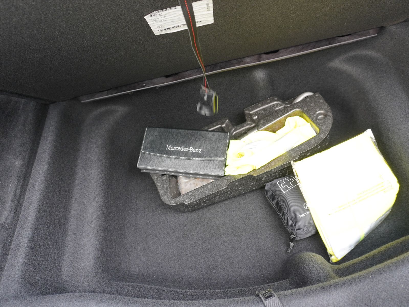 Fahrzeugabbildung Mercedes-Benz S 560 4Matic L AMG