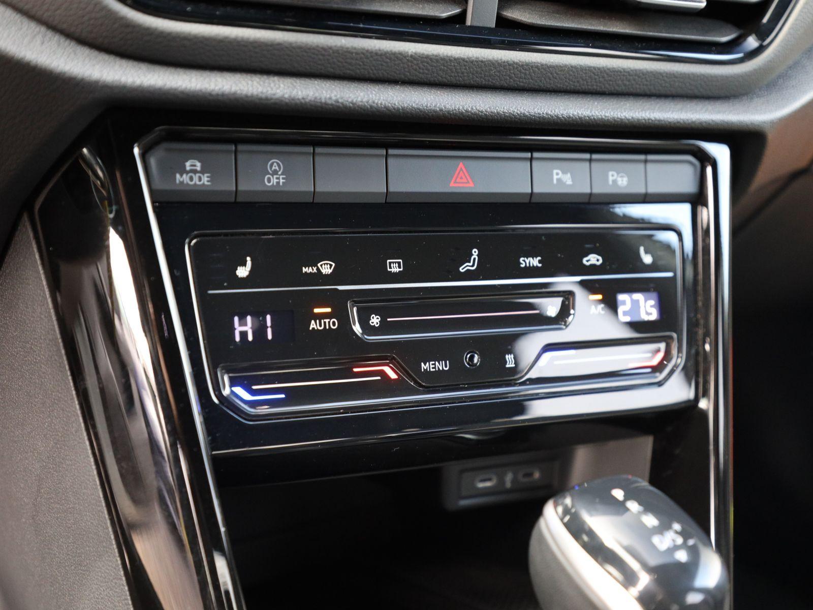 Volkswagen T-Roc R-Line 1.5TSI DSG Navi LED Standhzg ACC EP, миниатюра 18
