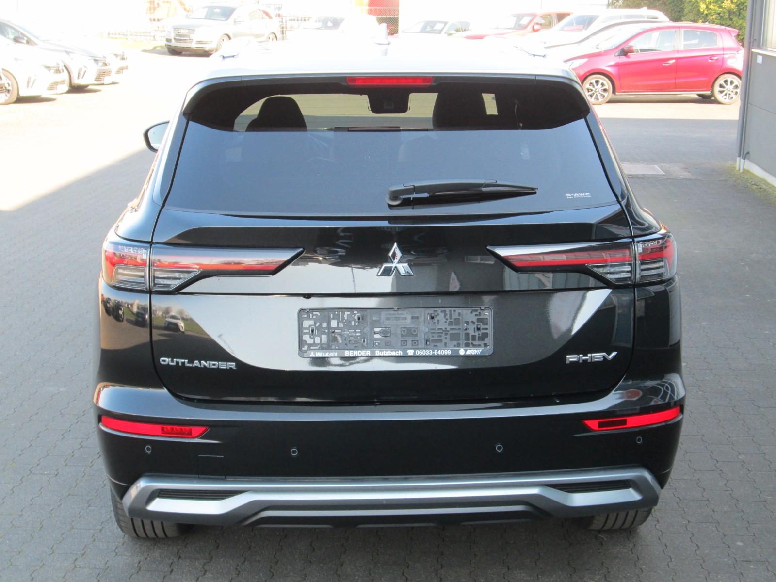 Mitsubishi Outlander 2.4 PHEV  Top Luxury