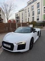 Audi  Audi R8 V10 Spyder quattro - Black & White Edt - Audi R8 in Bochum