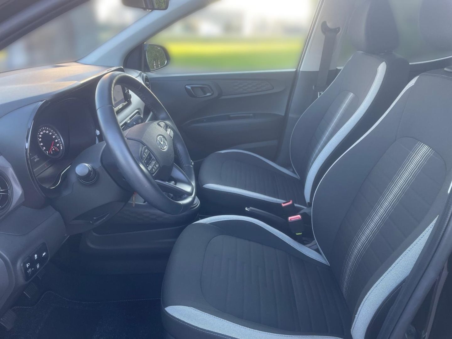 Fahrzeugabbildung Hyundai i10 1.0 Edition 30+ Klimaanlage Sitzheizung Allw