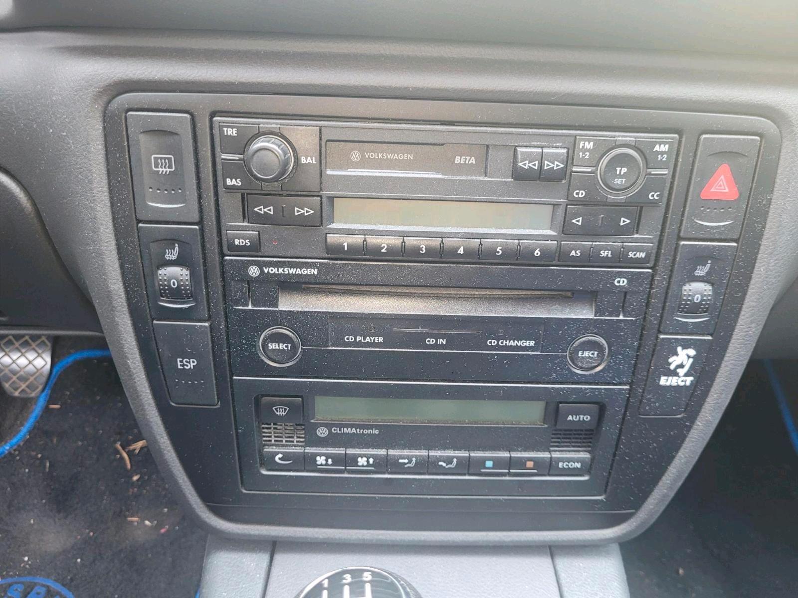 Volkswagen Passat 2005 — photo 7