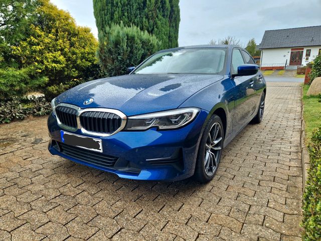BMW 330e, Head Up, Laserlicht, Metallic-Lack, Assist