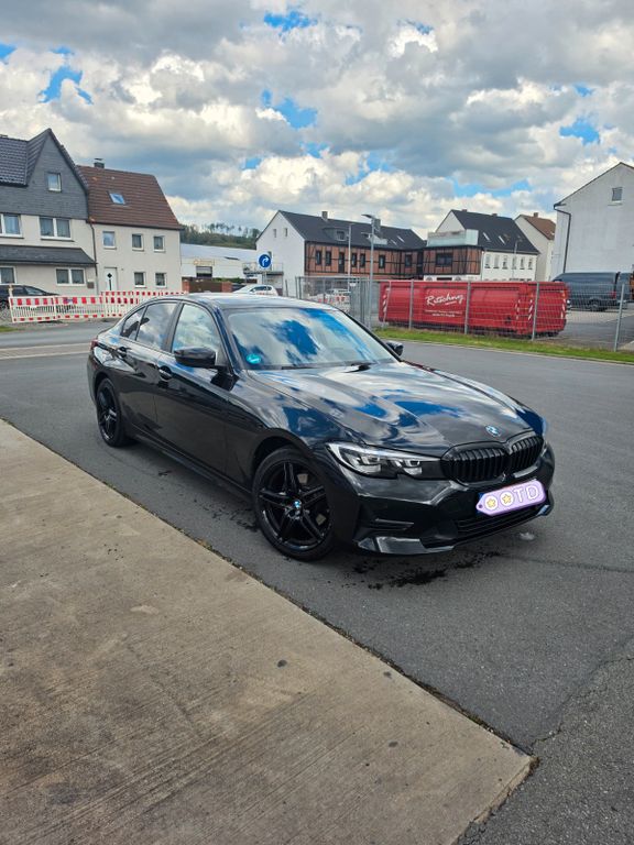 Image of BMW 320