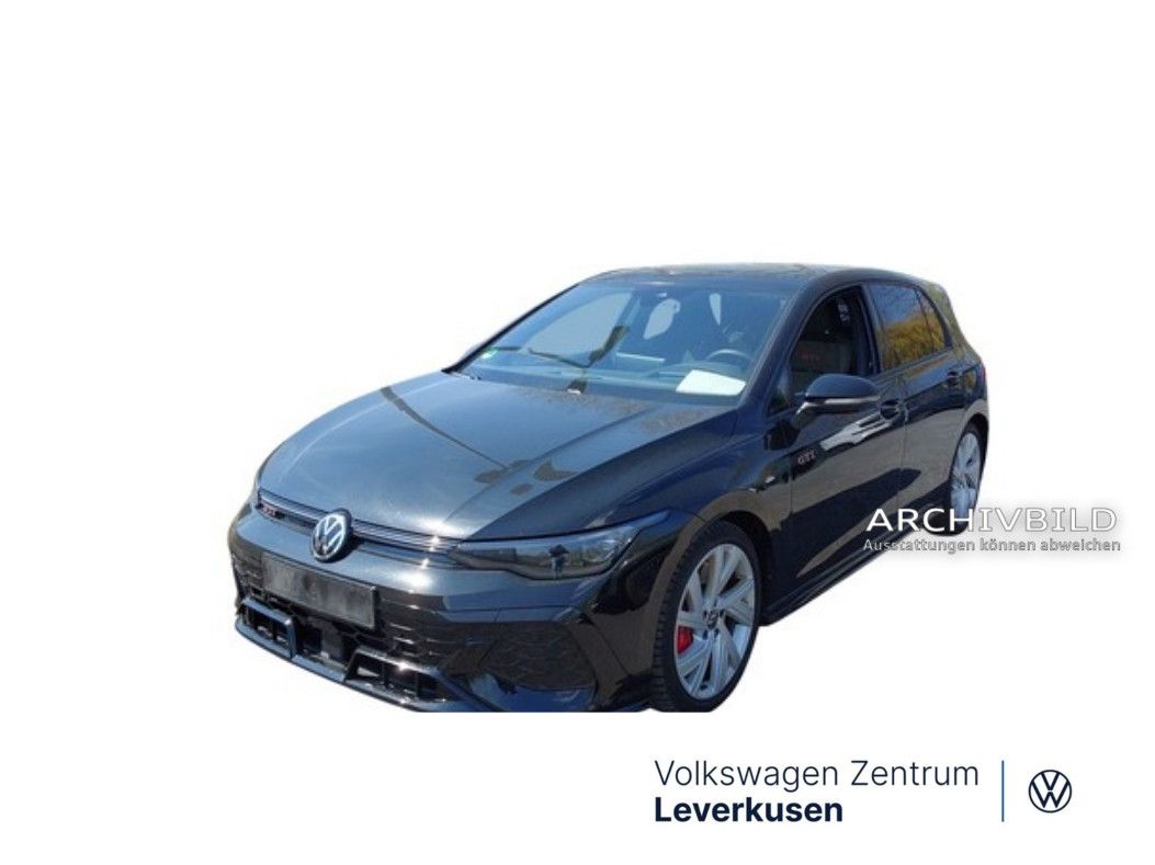 Volkswagen Golf VIII GTI Clubsport PANO MATRIX H/K ACC DCC