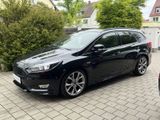 Ford Focus Turnier 1,5 Ecoboost ST-Line *Autom. - Ford Focus in Nürnberg