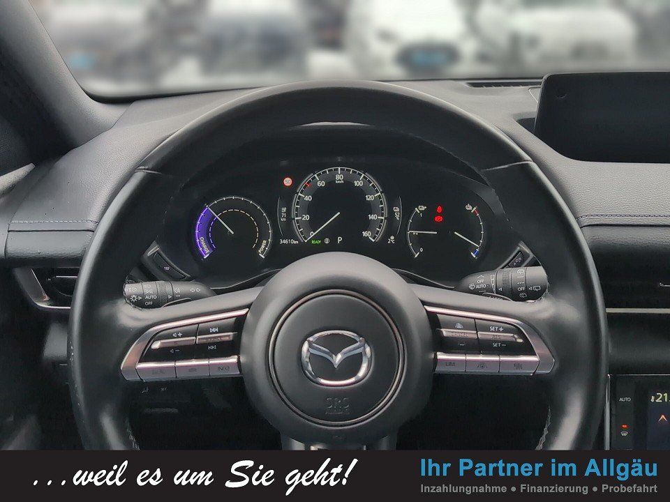 Fahrzeugabbildung Mazda MX-30 EV eSKY 35kWh MAKOTO PREM-P GARANTIE-02/29