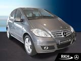 Mercedes-Benz A 200 Lim. Autom. Avantgarde/SHD/PTS/SitzhzgR-CD - Mercedes-Benz A 200: Avantgarde