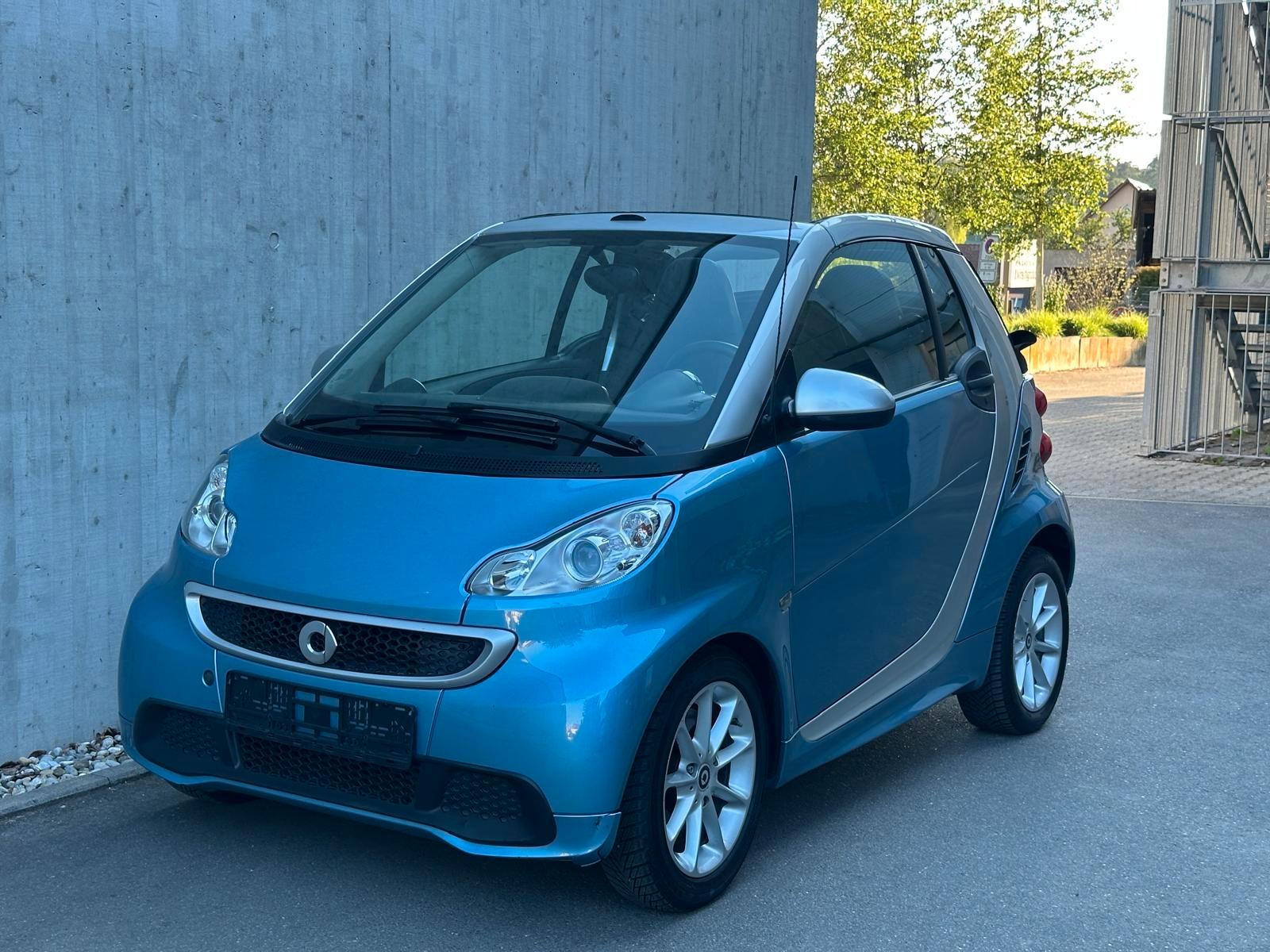 Smart ForTwo Cabrio Micro Hybrid Drive *SERVO*NAVI*SHZ