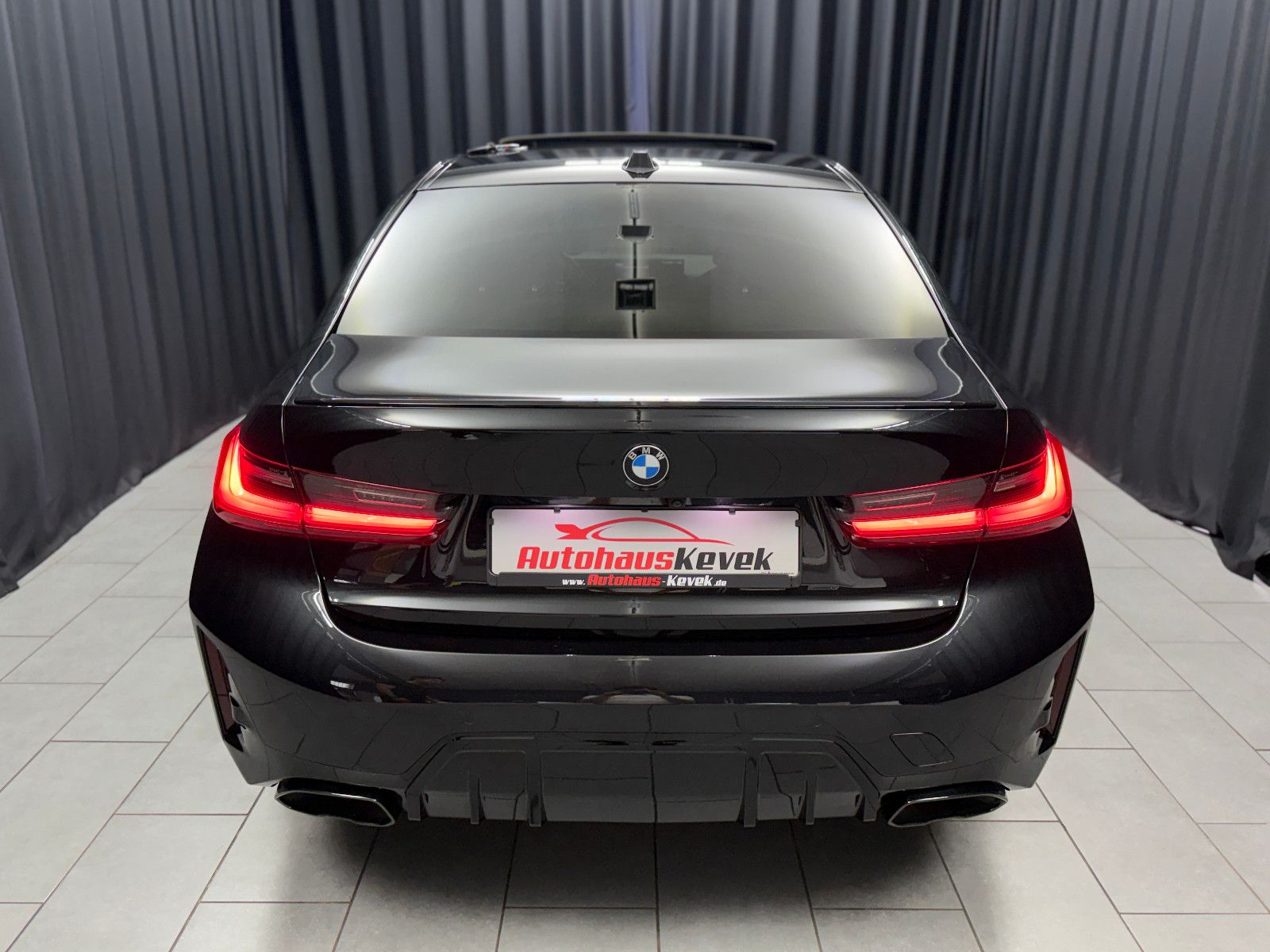 Fahrzeugabbildung BMW M340i Limousine xDrive |M-SITZE|H/K|PANO