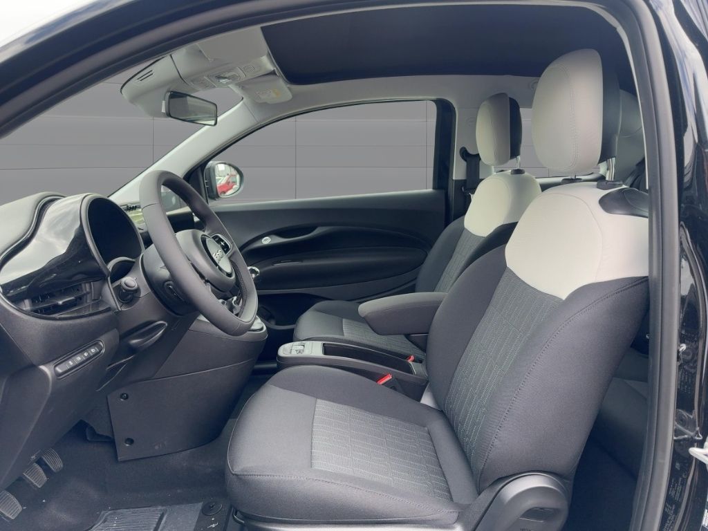Fahrzeugabbildung Fiat 500 Hybrid Cabrio ICON,K-Paket,Sitzheizung,Rückf