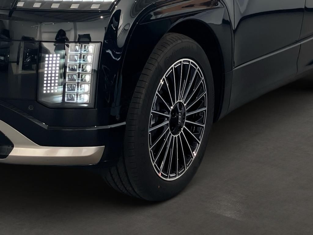 Fahrzeugabbildung Hyundai IONIQ 9 (6-Sitzer) 4WD 110kWh Uniq Pano HUD PDC