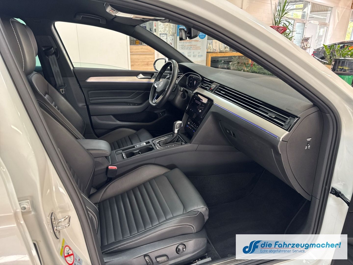 Fahrzeugabbildung Volkswagen Passat Variant GTE 1.4 TSI Plug-In Hybrid EU6d S