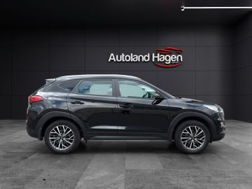 Hyundai TUCSON - 10