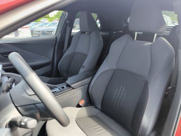 Toyota C-HR - 8
