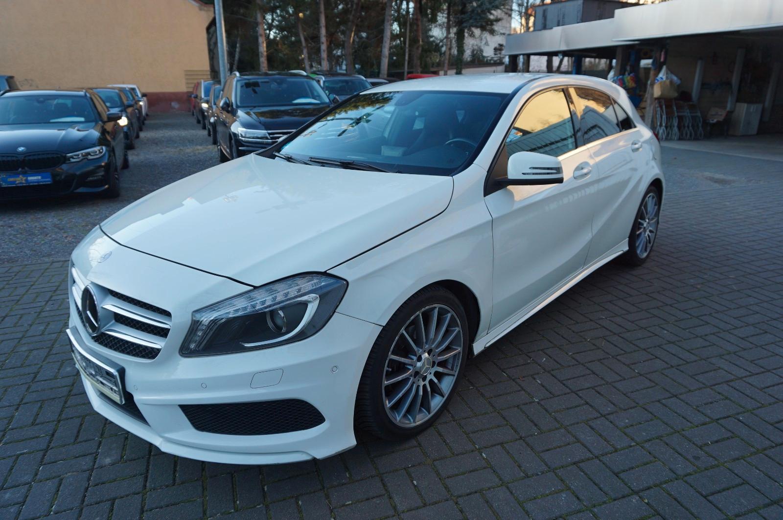 Mercedes-Benz A 200 AMG Line*Bi-XENON*SHZ*PDC*NAVI*